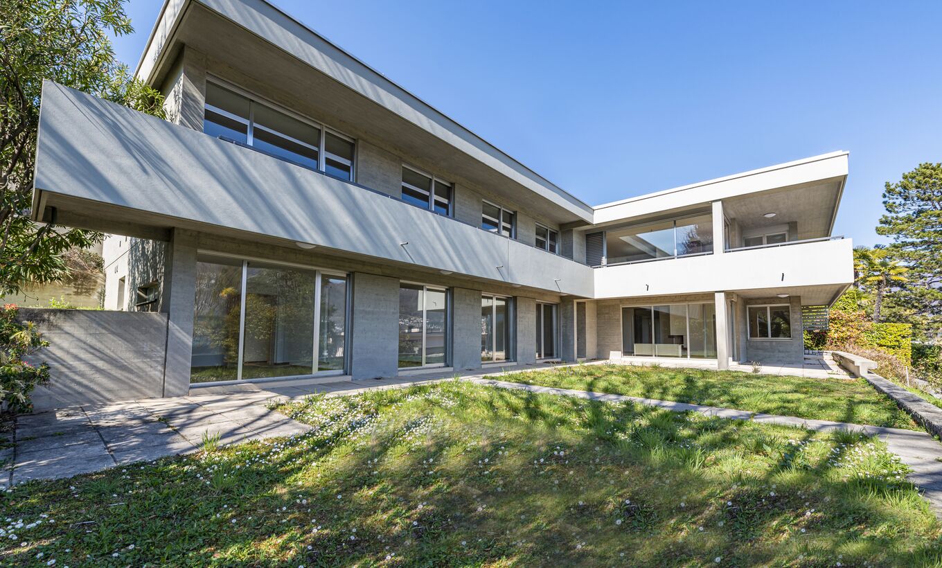 Generosa villa in zona strategica
