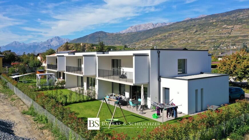 Angebautes Haus CH-3966 Chalais