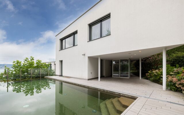 Penthouse mit Pool & Seesicht
