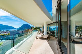 Residence Westside 9: stunning penthouse with large rooftop