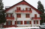 BEL APPARTEMENT DE 2½ PIECES
PROCHE DE TOUTES COMMODITES