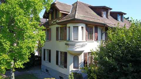 House CH-1814 La Tour-de-Peilz