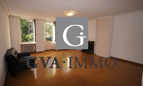 Great and charming one bedroom apartment in the Old City of Geneva