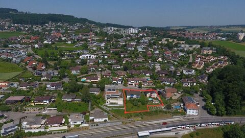 Exklusives Baugrundstück mit vielseitigem Potenzial in Widen AG