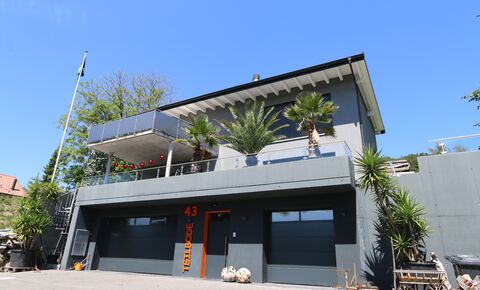 Modernes, urbanes Loft – Haus in herrlicher Umgebung!