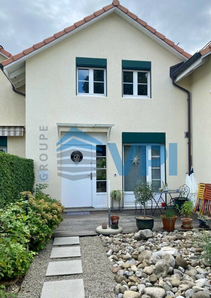 Belle villa familiale à Vandoeuvres
