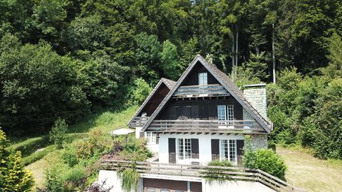 CHARMANT IMMEUBLE COMPOSÉ DE DEUX APPARTEMENTS