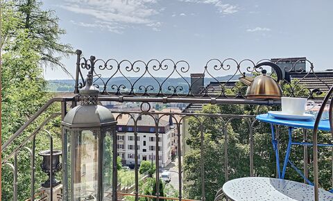 APPARTEMENT MEUBLÉ D'EXCEPTION