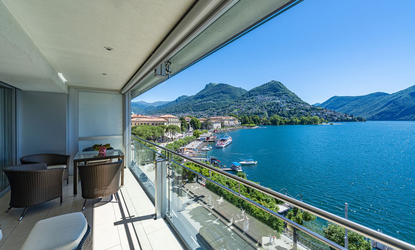 Splendido appartamento sul lungolago di Lugano