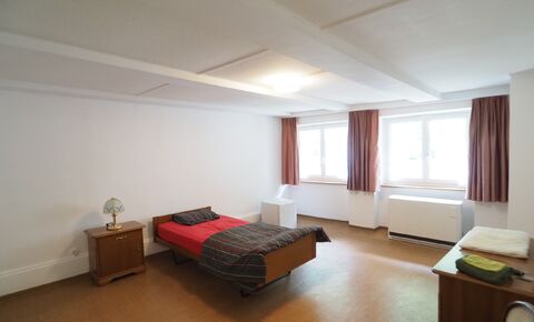 Rent furnished shared room with balcony