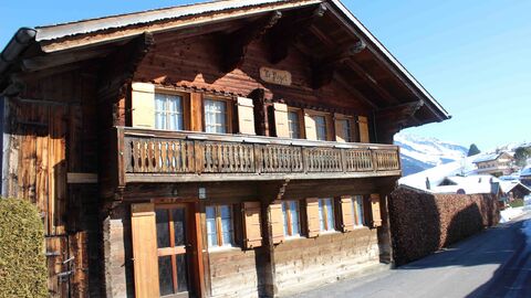 Yesss! Magnifique chalet de 4 chambres à La Forclaz. en parfait état!