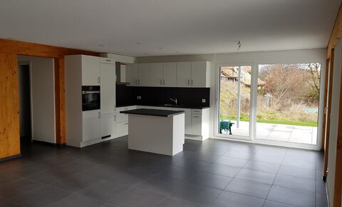 A LOUER A CONSTANTINE
3,5 pièces avec terrasse et jardin