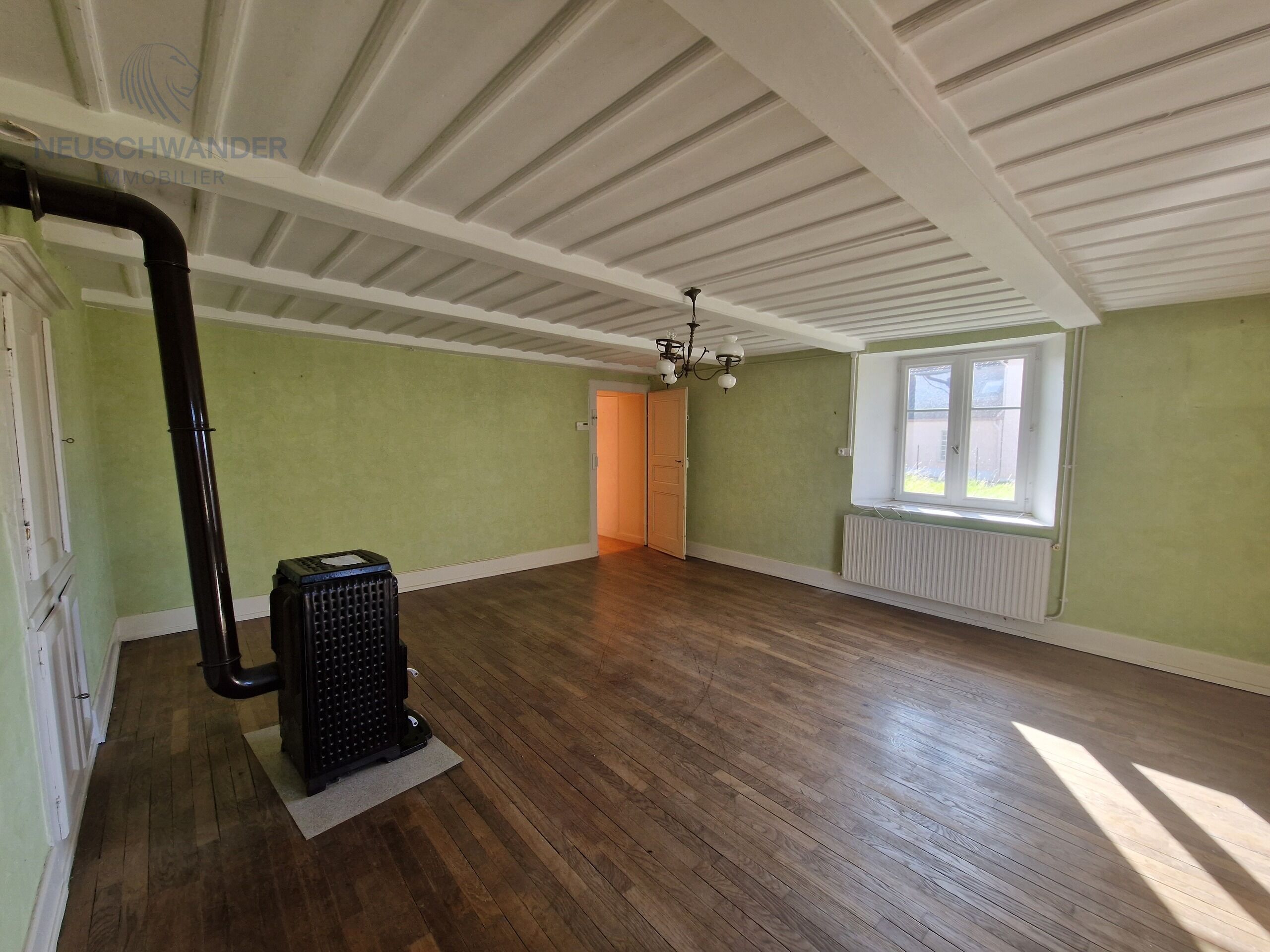 living room (without stove)