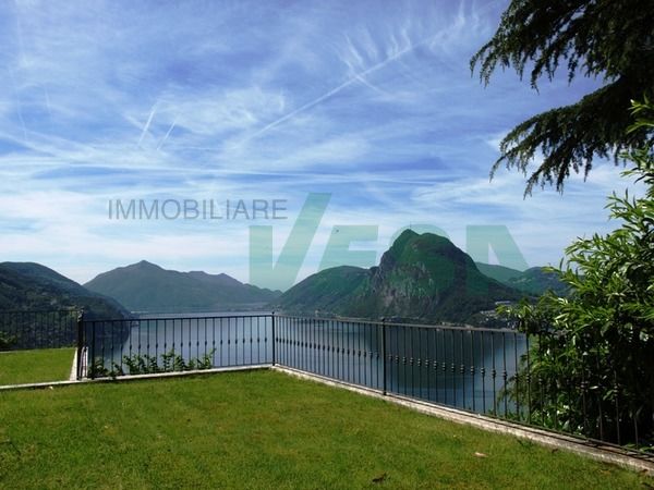 Large property in wonderful location and with breathtaking views