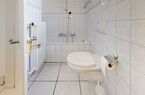 SPACIEUX APPARTEMENT 
DE 3½ PIECES 
PROCHE DE TOUTES COMMODITES