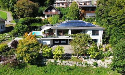 Luxus-Haus mit Pool an bester Aussichtslage
