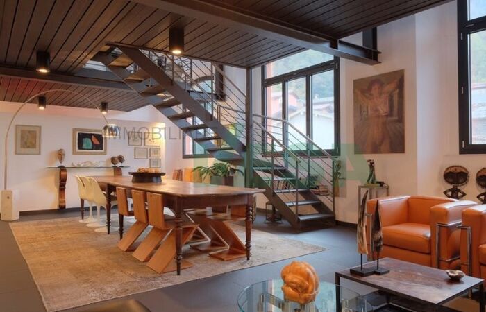 Elegante e moderno loft con terrazza privata in un'antica filanda