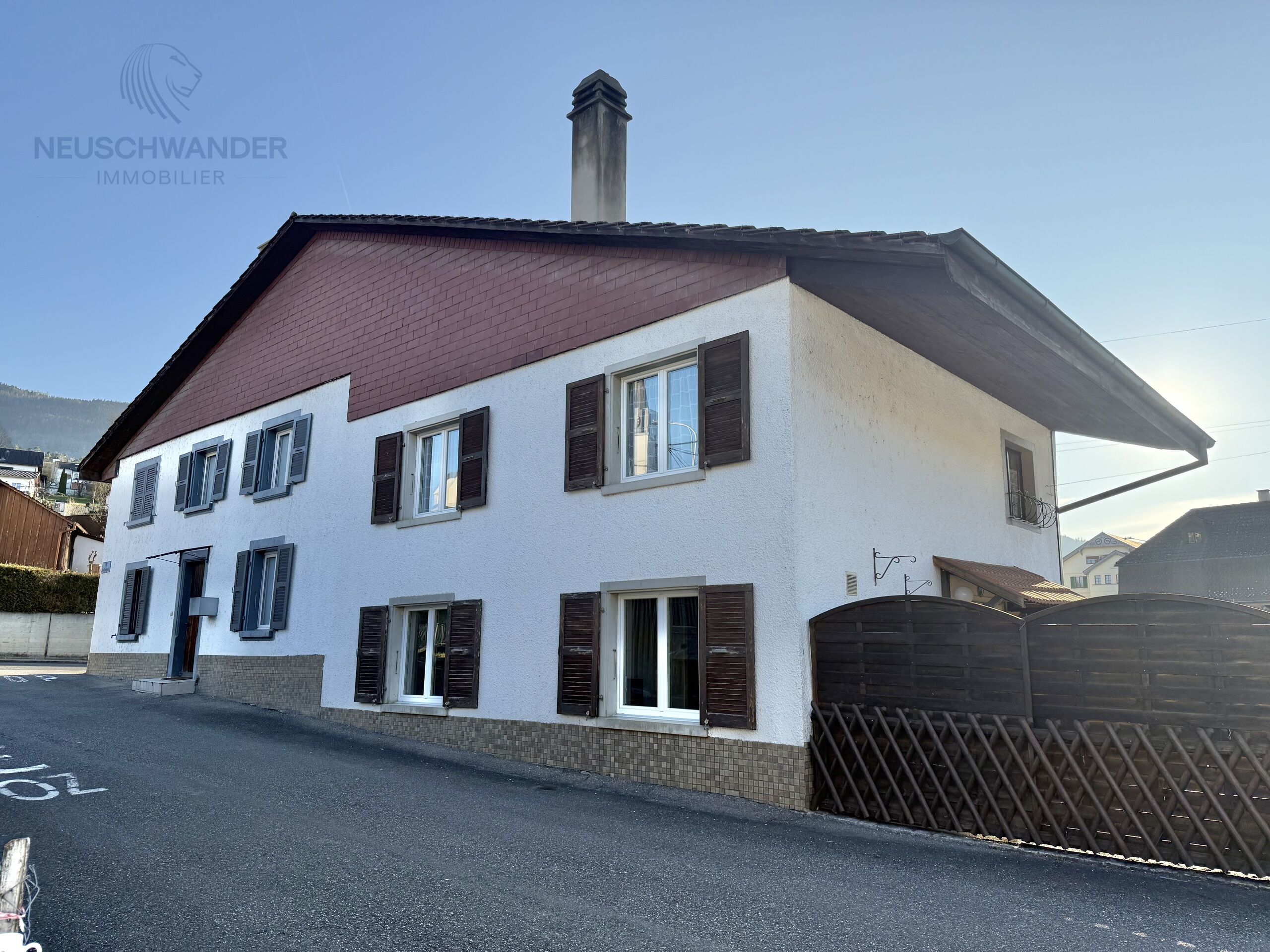 duplex with brown shutters