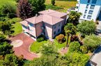 Spaziosa bella villa di rappresentanza in zona residenziale tranquilla