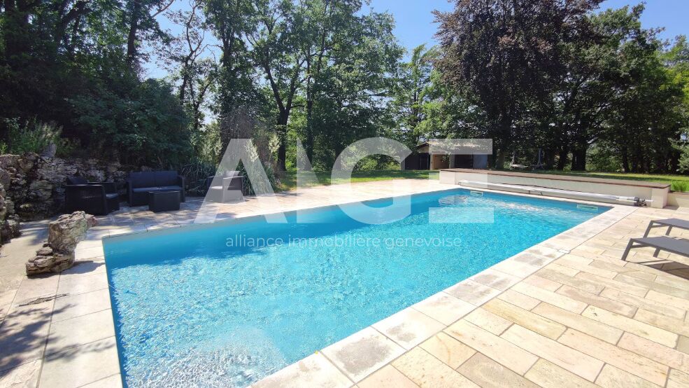 Villa avec piscine proche des Organisations Internationales