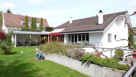 Exklusives Haus mit Wellnessoase und grossem Umschwung