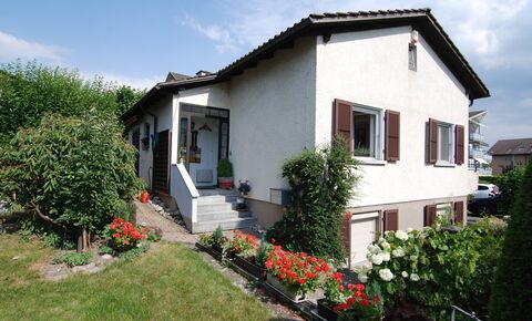Charmantes 6.5 Zi.-Einfamilienhaus mit Wintergarten