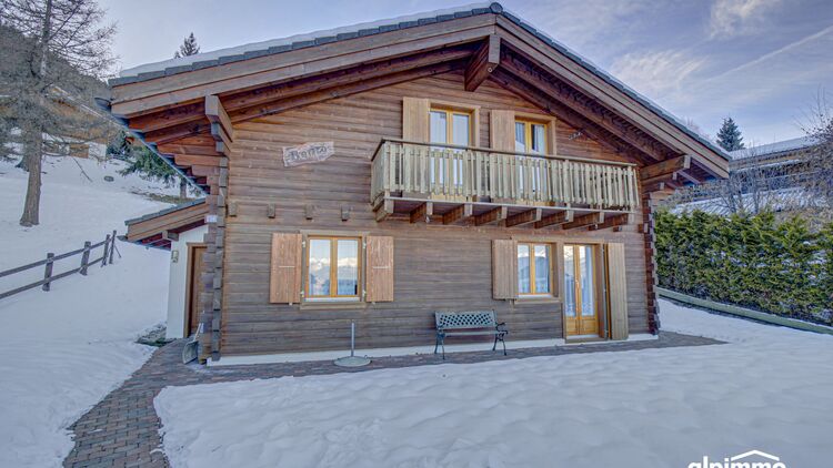 A vendre : Chalet 5.5 p. proche du centre de Haute-Nendaz !