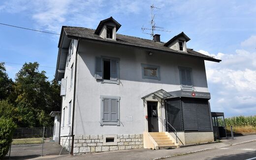 Rental house CH-2935 Beurnevésin