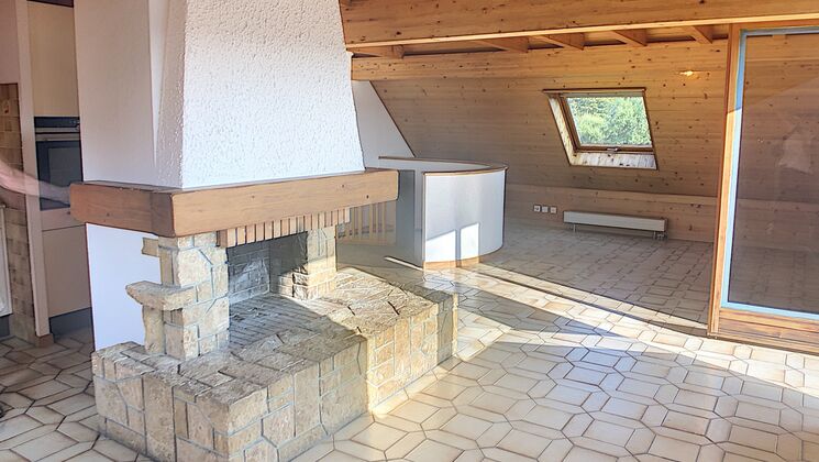 Au coeur de la bourgade d'Oron-la-Ville 
5.5 pièces en triplex