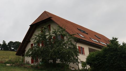 4.5-Wohnung in Schüpfen (Saurenhorn)