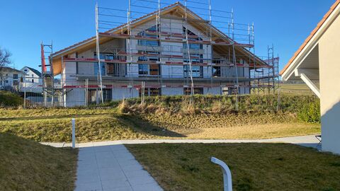 Spacieux appartement de 4,5 pces avec jardin et grande terrasse