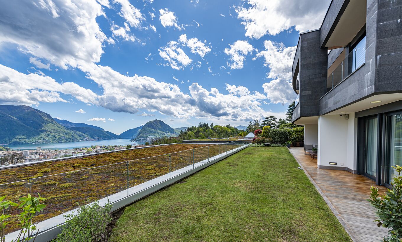 Residenza Filari delle Vigne: luxuriöse Duplexwohnung mit Seeblick