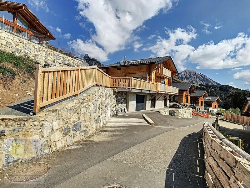 Magnificent New Chalet