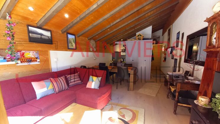 Joli appartement de 2.5 pièces
sous-combles à Grimentz