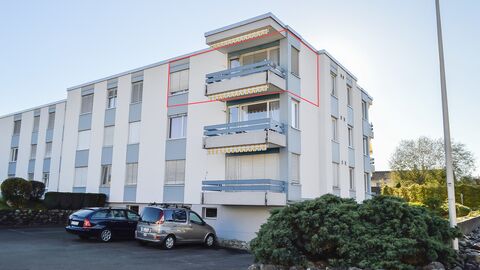 Attraktives 2.5 Zimmer Wohnung an ruhiger Lage in Kleindöttingen