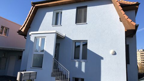 Neu renoviertes 5 ½-Zimmer-Doppeleinfamilienhaus in Wohlen