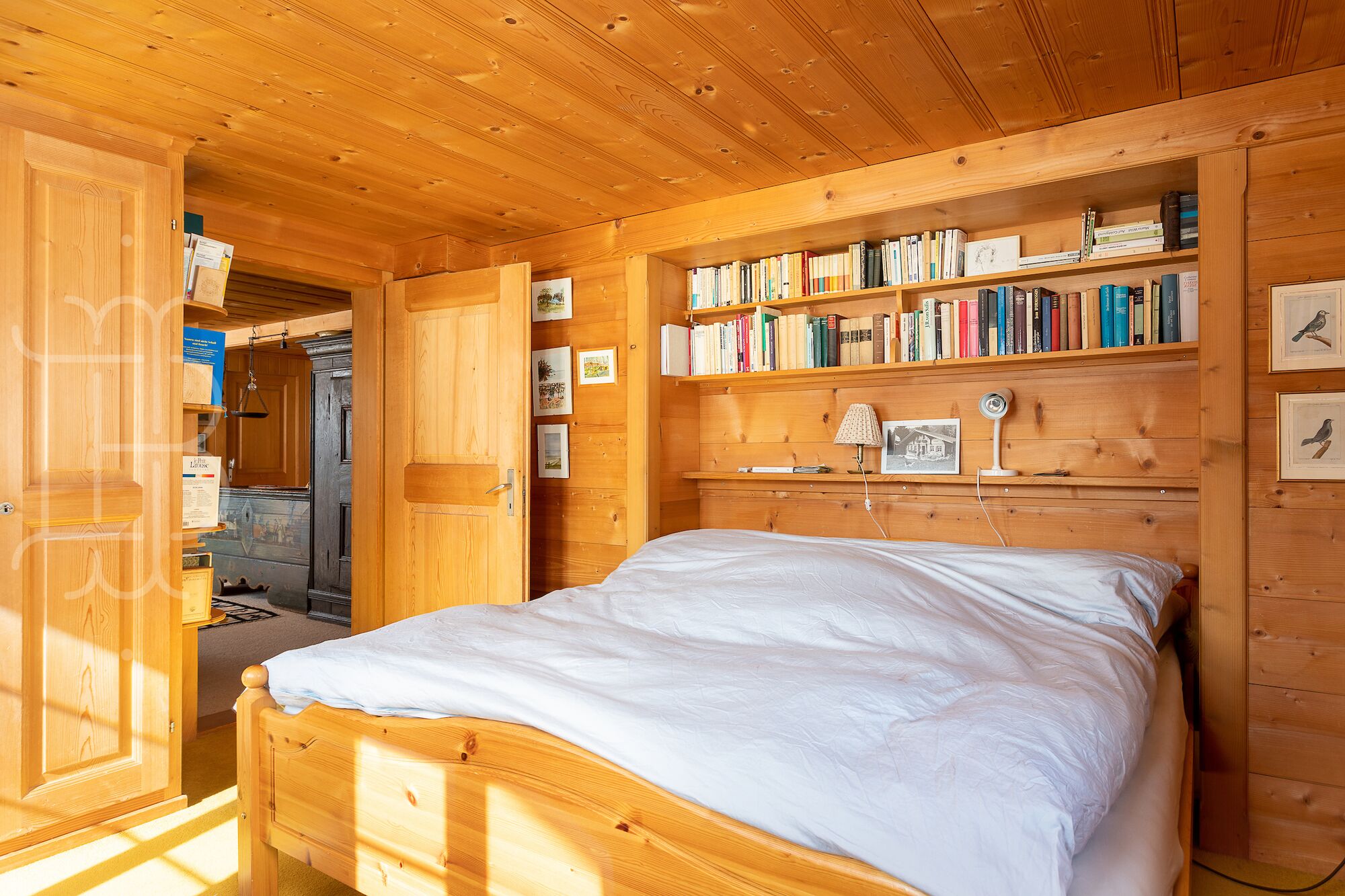 Interior view 7