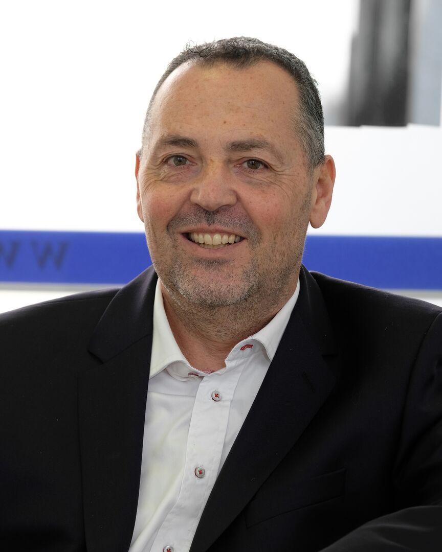 Michel Colatruglio, expert immobilier avec plus de 30 ans d'expérience. Maîtrise fédérale de régisseur et courtier en immobilier.
