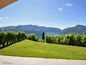 4,5 комнатная квартира с видом на озеро Лугано и частным садом