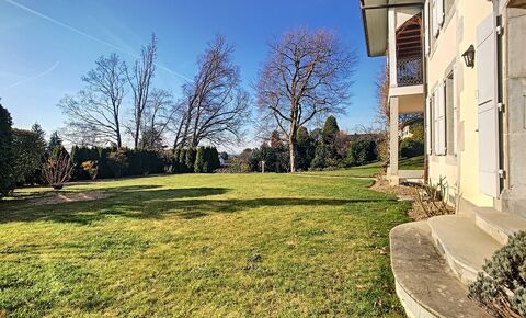 Exclusive listing : Sold by our agency