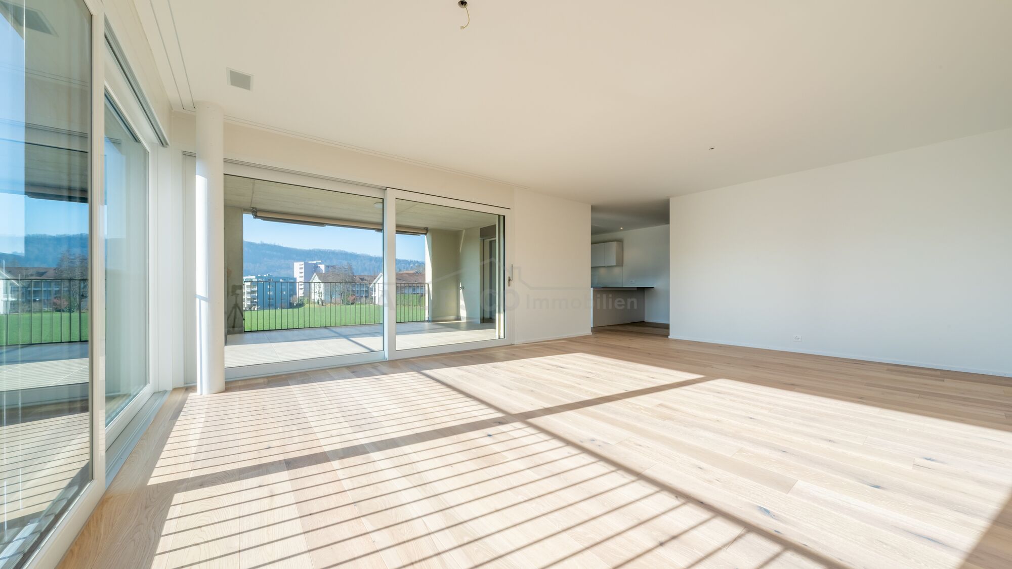 Wohnzimmer und Esszimmer