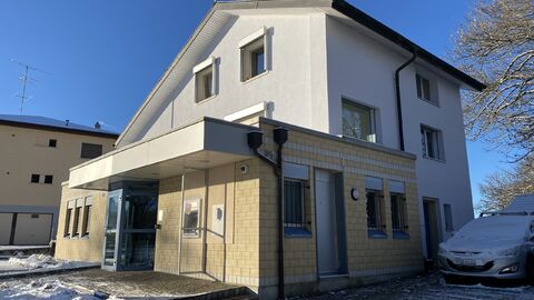 Maison avec duplex 5.5p+surface commerciale modifiable en appartement