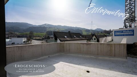 Modernes Studio mit hochwertigem Ausbau und zwei Sitzplätzen