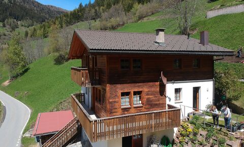 Appartement sous le toit CH-3995 Ausserbinn