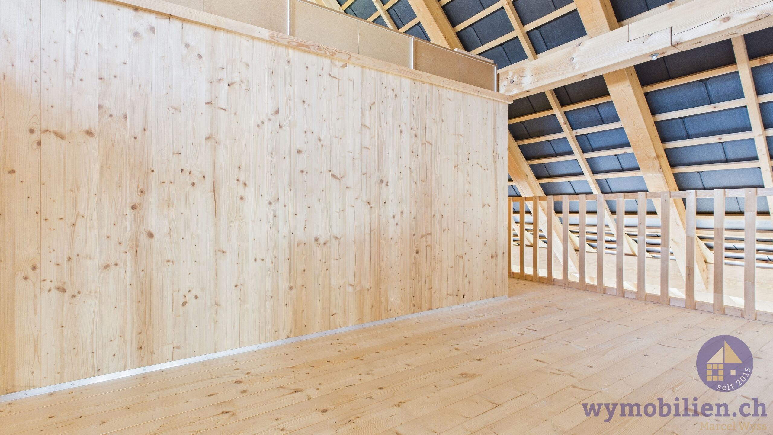 Disponibel (nicht beheizt)