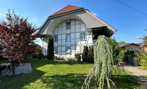 Bauernhaus mit 2 Wohnungen mitten im Zentrum!
