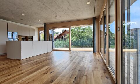 3.5 Zimmer - 2 Bäder - Minergie - gedeckter Balkon!