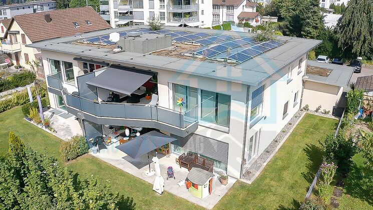 Moderne, helle 4.5-Zimmer-Gartenwohnung nahe dem Zentrum