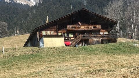 Vendu ! Oui ! il y a un authentique chalet ormonan vers les Diablerets