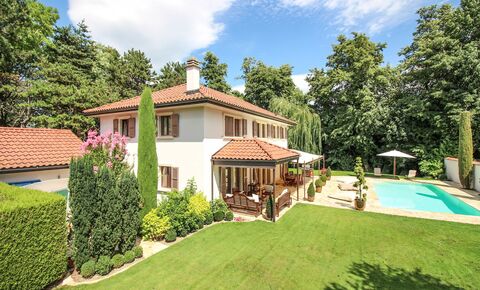 Villa CH-1291 Commugny